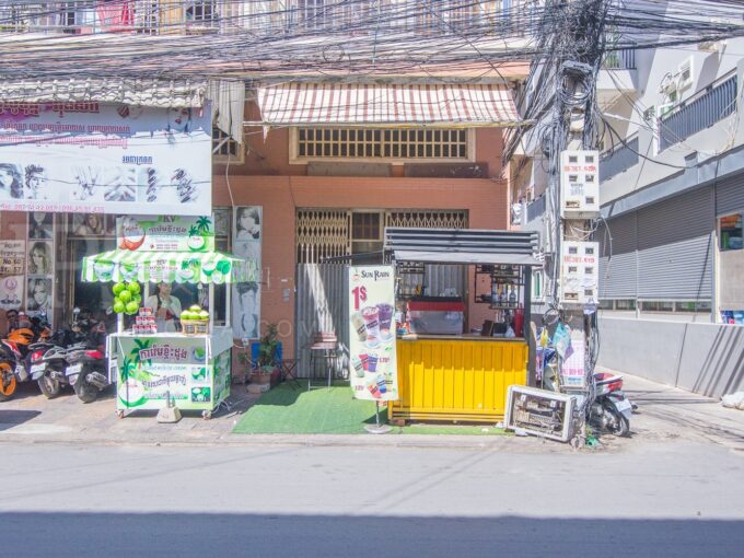 3 Bedroom Shop House For Sale - Toul Kork