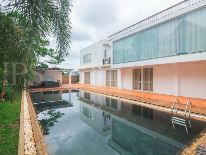 4 Bedroom Western designed Villa  For Sale - Sala Kamreuk