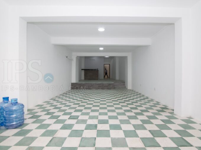 1 Bedroom Shophouse For Rent - Tonle Bassac