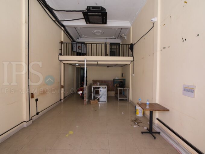 4 Bedroom Shophouse For Sale - Tumnup Teuk