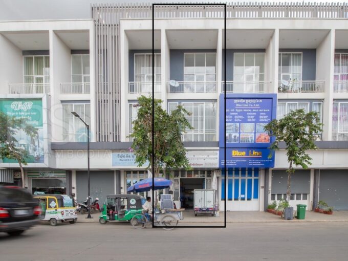 5 Bedroom Flat For Sale - Sen Sok