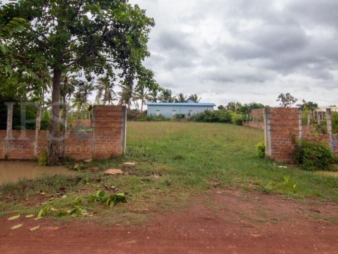 760 sq.m. Land For Sale - Chreav