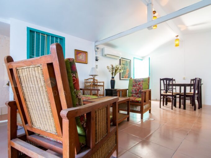 2 Bedroom Apartment  For Rent - Daun Penh