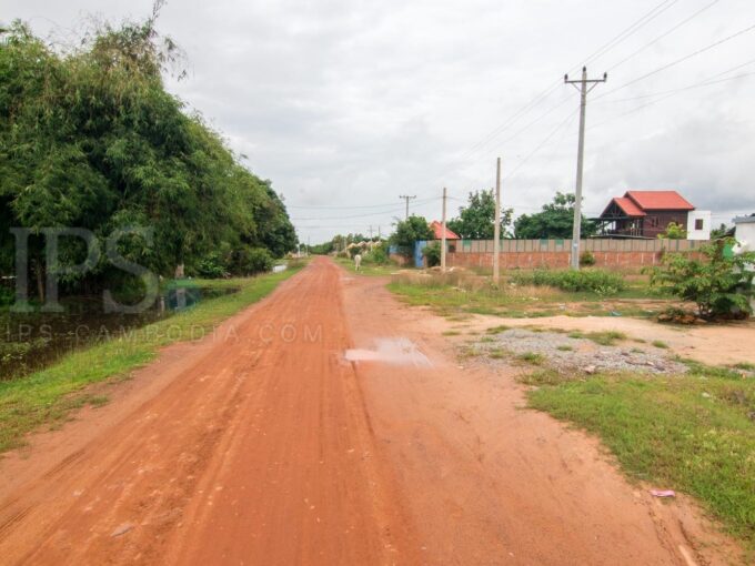 660 sq.m. Land  For Sale - Svay Dangkum