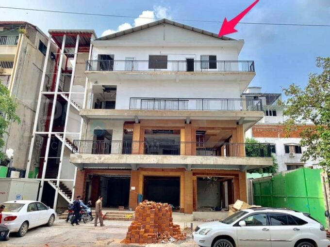 1159 sq.m. Commercial Building For Rent - Daun Penh