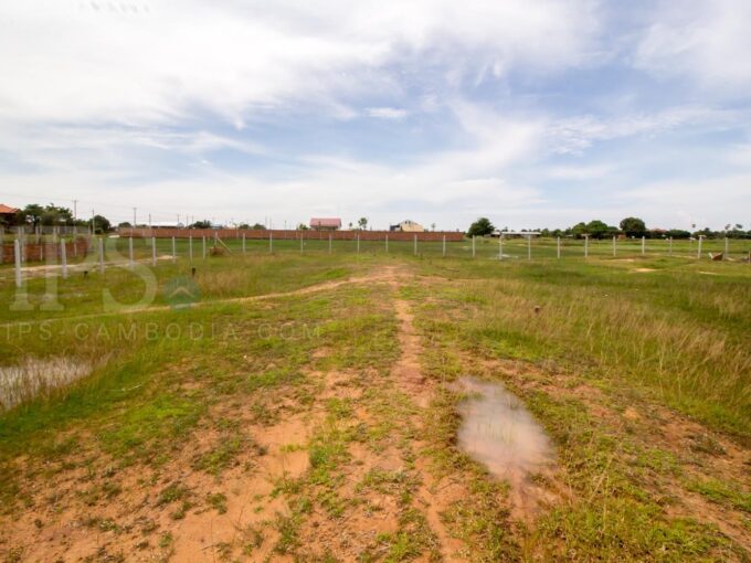 852 sq.m. Land For Sale - Chreav