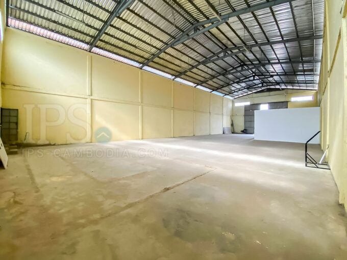 393 sq.m. Warehouse For Rent - Sen Sok