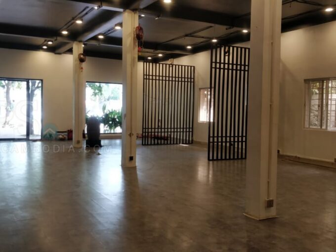 Commercial Villa for Rent - BKK1