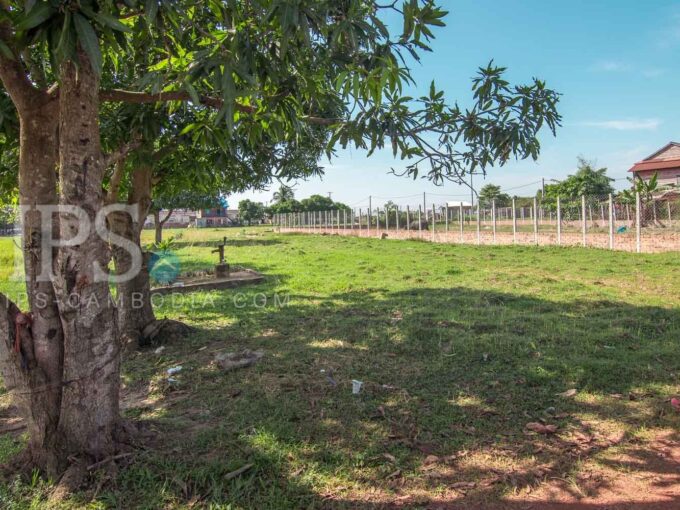 685 sq.m. Land For Sale - Bakong District