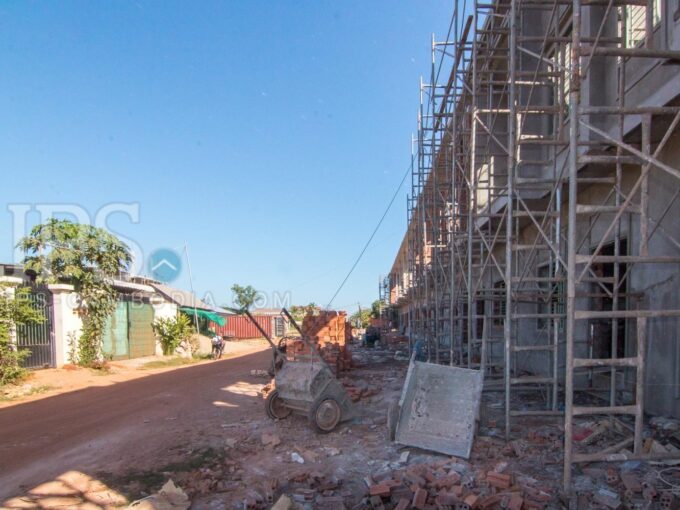 2 Bedrooms Apartment  For Sale - Chreav