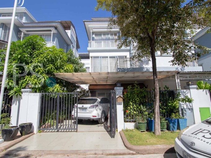 4 Bedroom Twin Villa For Rent - Chbar Ampov
