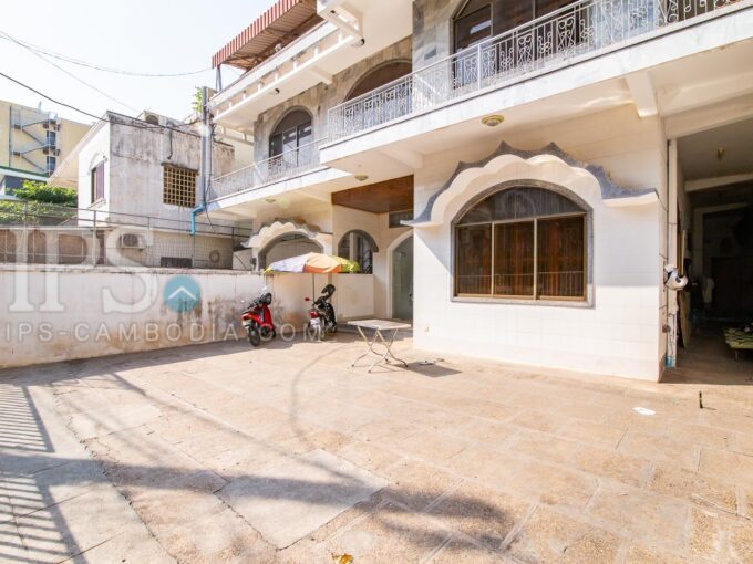 7 Bedroom Commercial Villa For Rent - Daun Penh