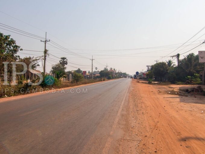 1500 Sqm Land  For Rent - Chreav