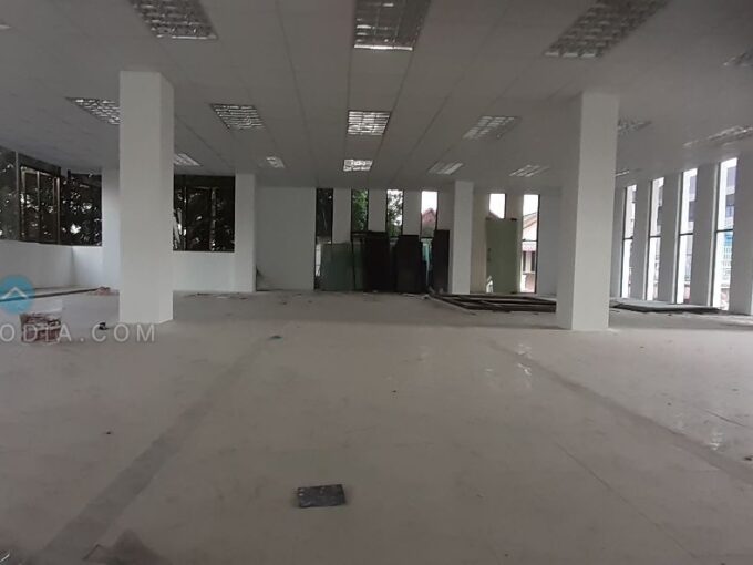 175 Sqm Commercial Space For Rent - Phsar Depou 2