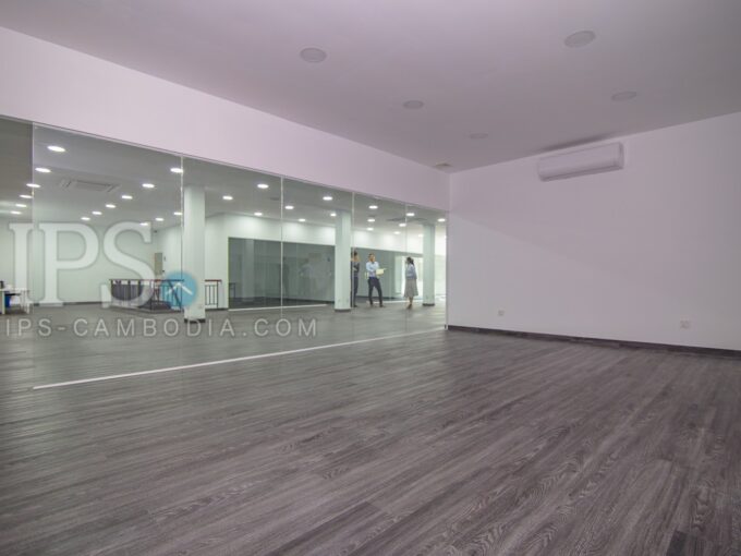 27 Sqm Private Office For Rent - Toul Kork