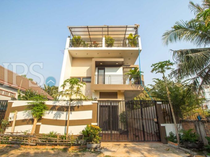 6 Bedroom House  For Sale - Svay Dangkum