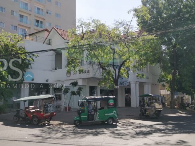 300 Sqm Commercial Villa For Rent In BKK1