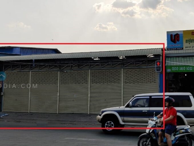 390 Sqm Warehouse For Rent -  Toul Kork