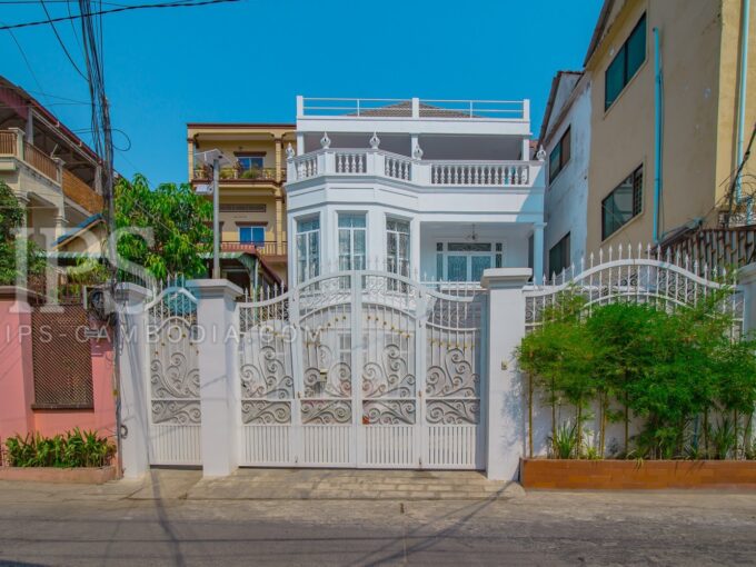 7 Bedroom Villa For Rent - Boeung Tumpun