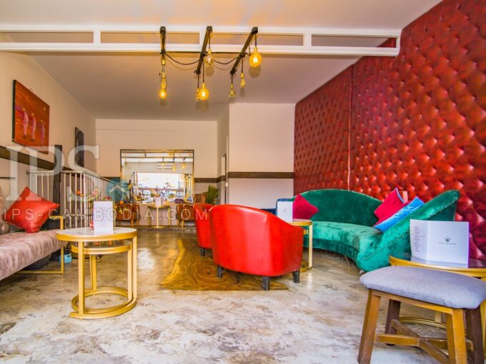 Restaurant And Bar Business For Sale - Tonle Bassac