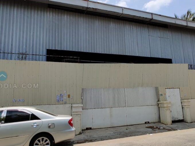 600 Sqm Warehouse For Rent - Sen Sok