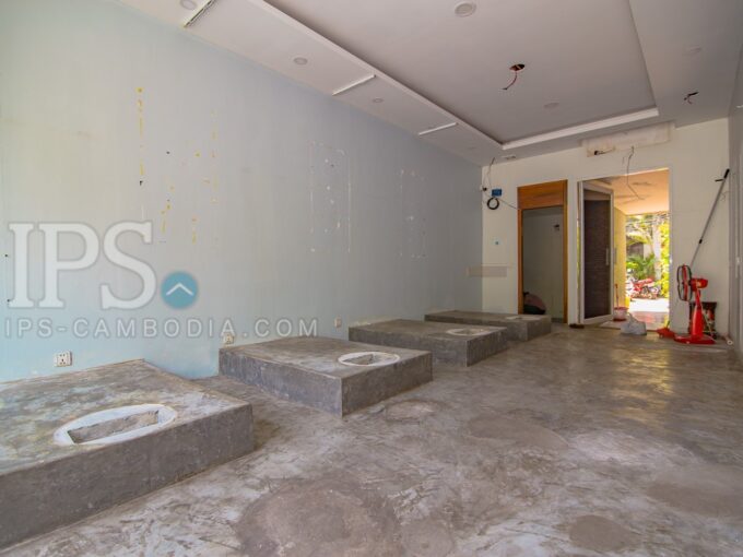 55 Sqm Commercial Retail Space For Rent - BKK1