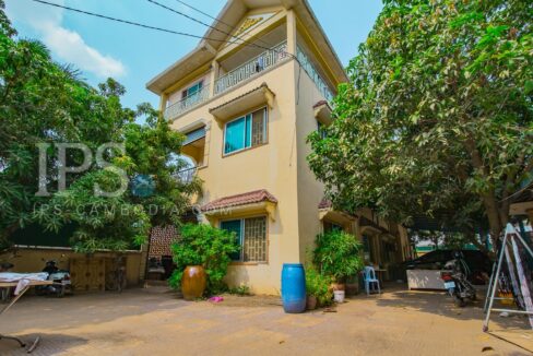 8 Bedroom Villa For Rent- Sen Sok