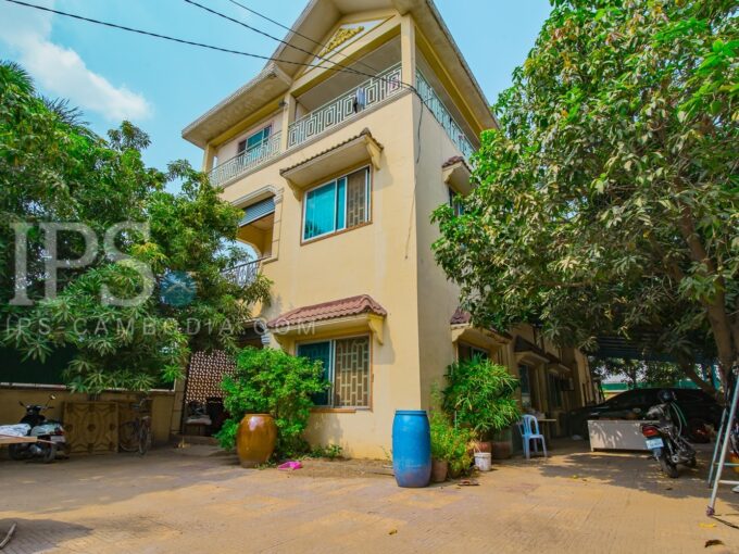 8 Bedroom Villa For Rent- Sen Sok
