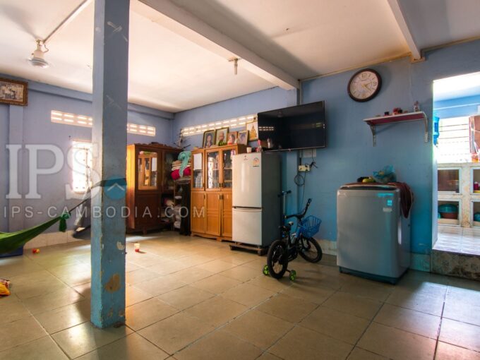 3 Houses on a Land For Sale - Slor Kram