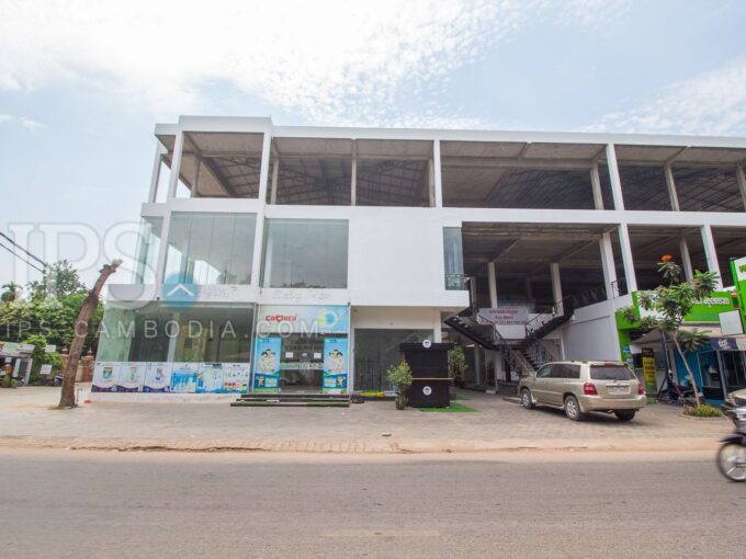 300 Sqm Office Space For Rent - Wat Bo