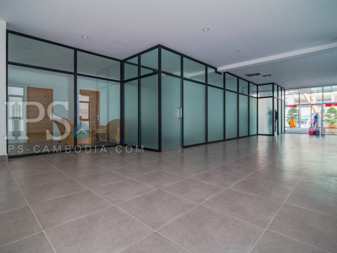 390 Sqm Office Space For Rent - Daun Penh