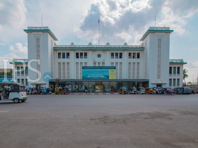 800 Sqm Office Space For Rent - Daun Penh