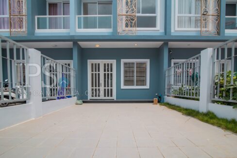 4 Bedroom Link House For Rent - Phnom Penh Thmei