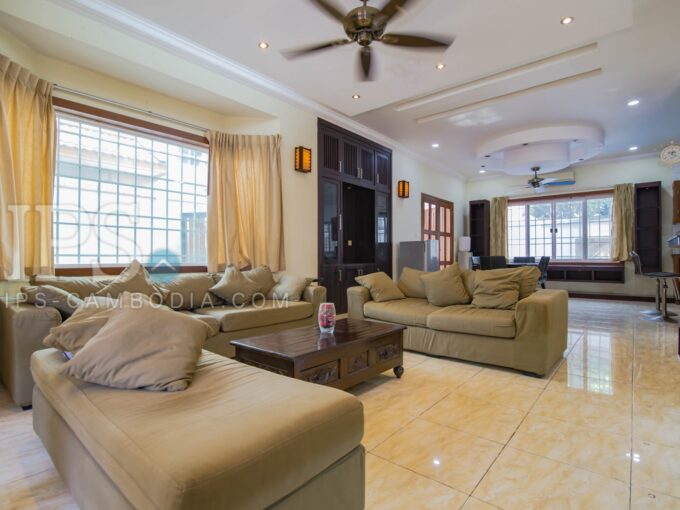 5 Bedroom Villa For Rent - Tonle Bassac