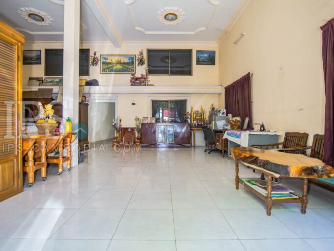 Commercial  Property For Rent - Psa Deum Tkov