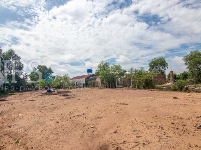 760 Sqm Land For Sale - Road 60