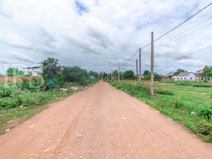 2400 Sqm Land For For Sale - Svay Dangkum