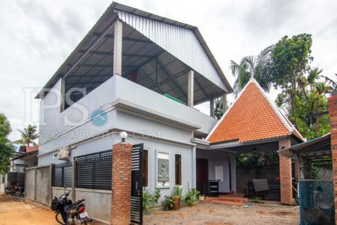 2 Bedroom House For Rent - Sangkat Siem Reap