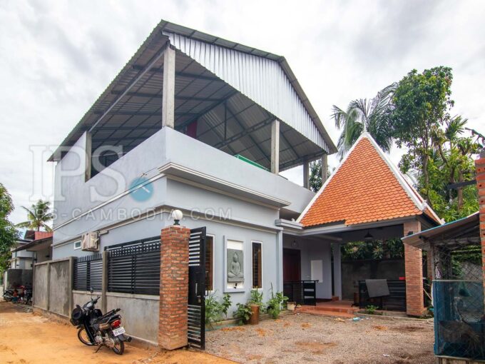 2 Bedroom House For Rent - Sangkat Siem Reap