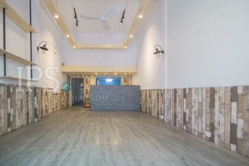 Retail Shophouse For Rent - BKK1