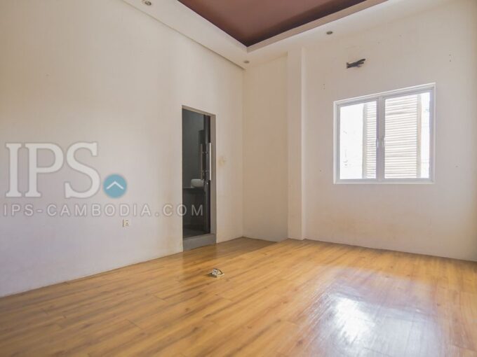 Shophouse For Rent - BKK1