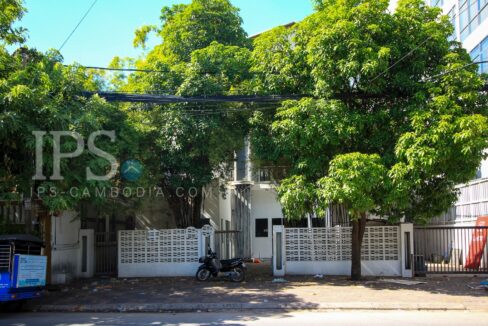 225 SQM Commercial Space For Rent - BKK1