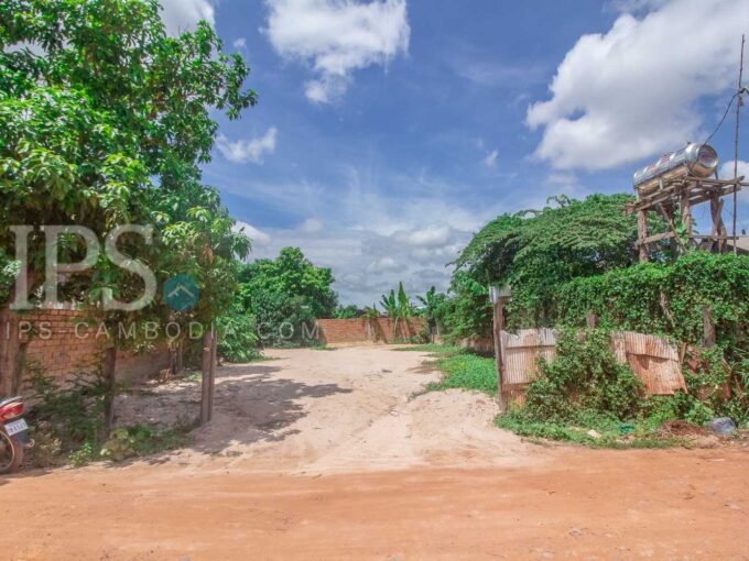 117 Sqm Land For Sale - Slor Kram