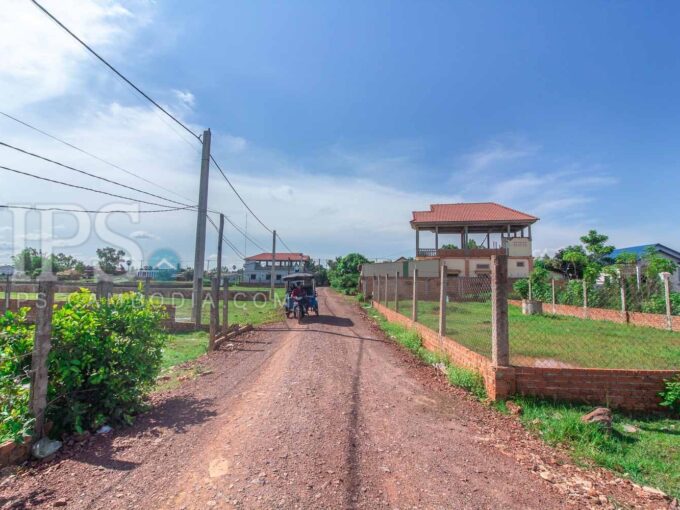 360 Sqm Land For Sale - Khnar
