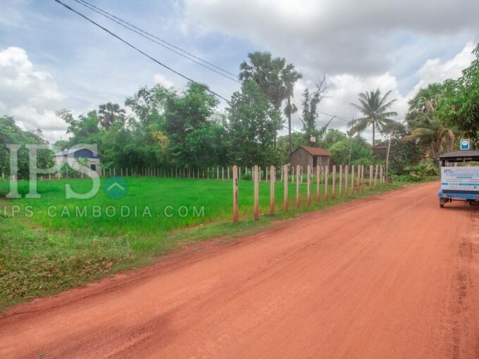 720 Sqm Land For Sale - Kandaek