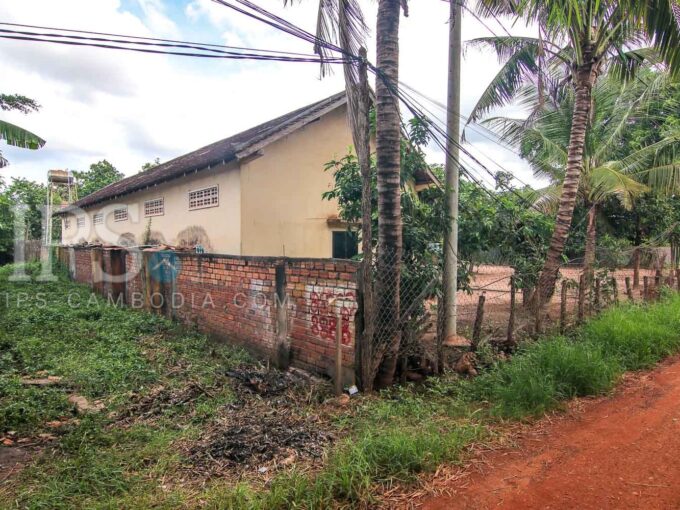 560 Sqm Land For Sale - Slor Kram