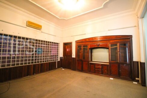 Commercial Villa For Rent - BKK1