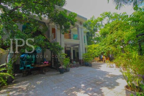 Commercial Villa For Rent- BKK1