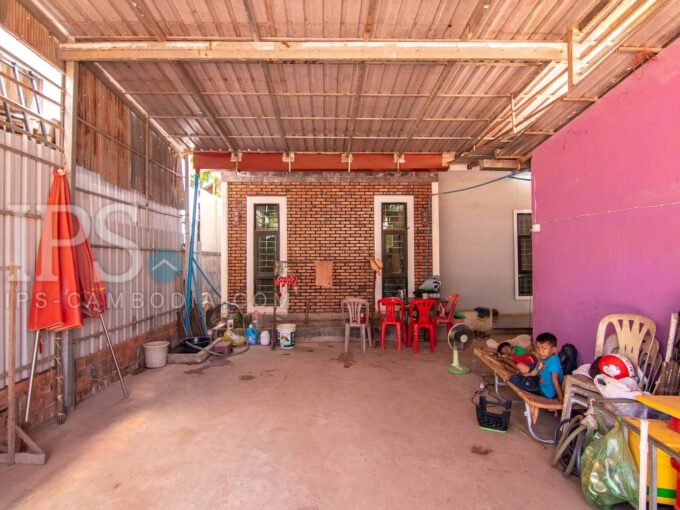 2 Bedroom House For Sale - Svay Dangkum