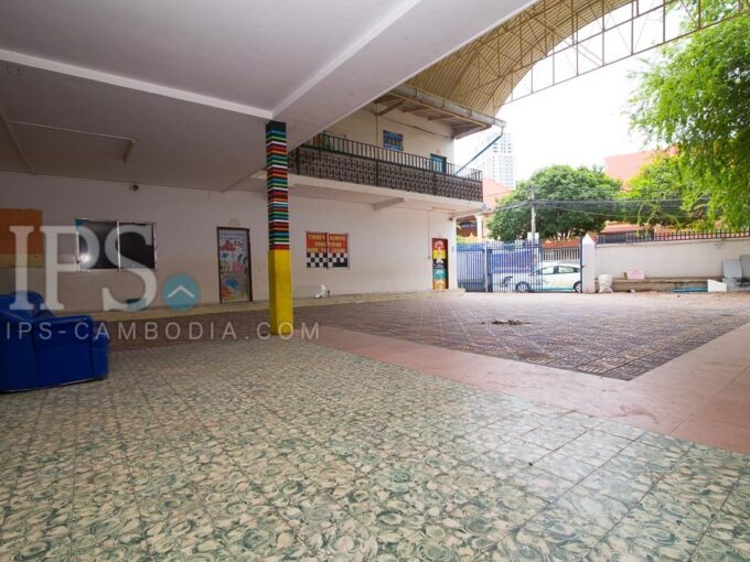 1050 Sqm Commercial Villa For Rent - Toul Kork